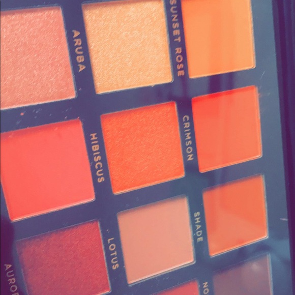 Makeup - Picture 4 of 8